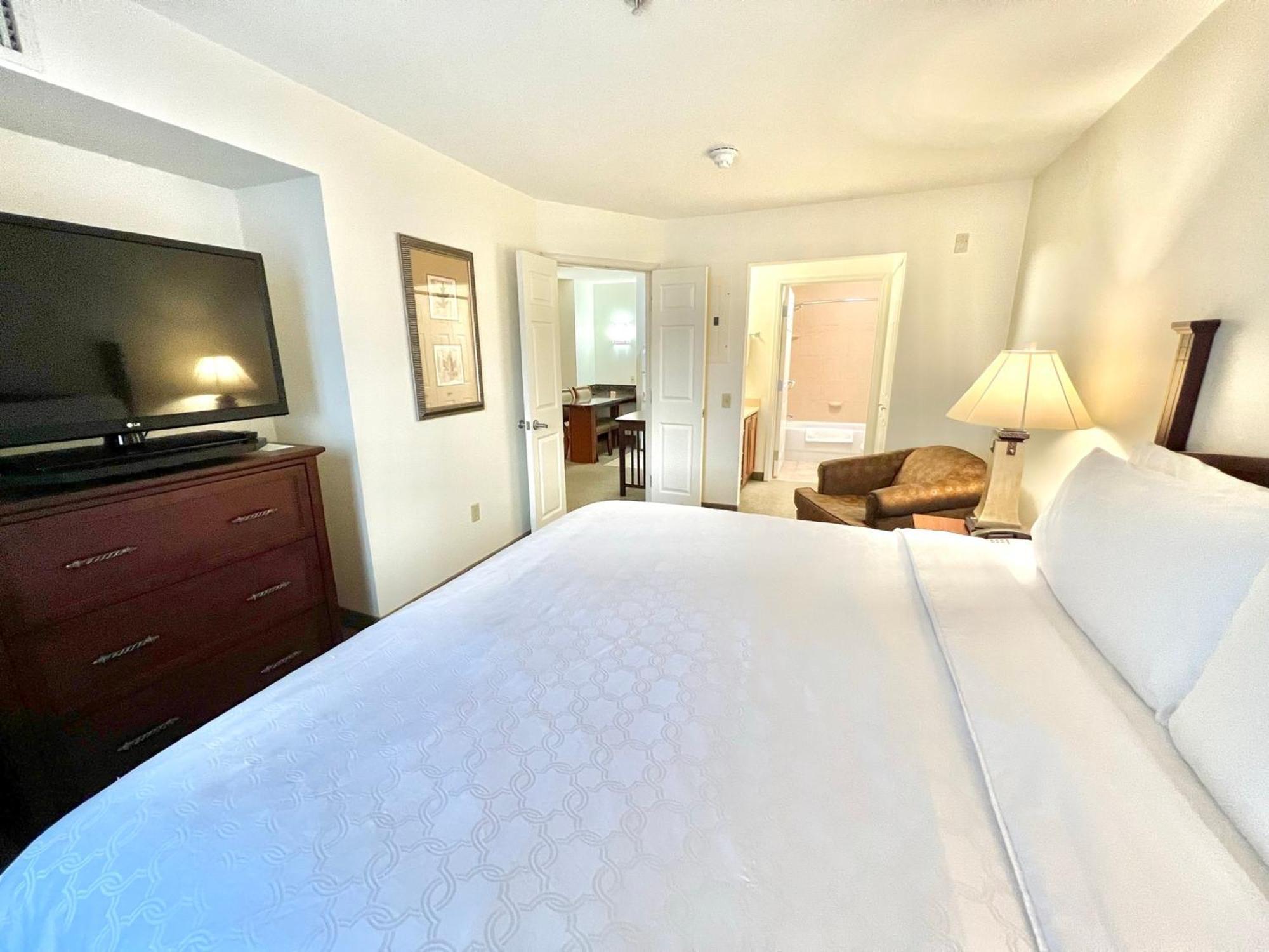 Staybridge Detroit-novi By Ihg Hotel Novi